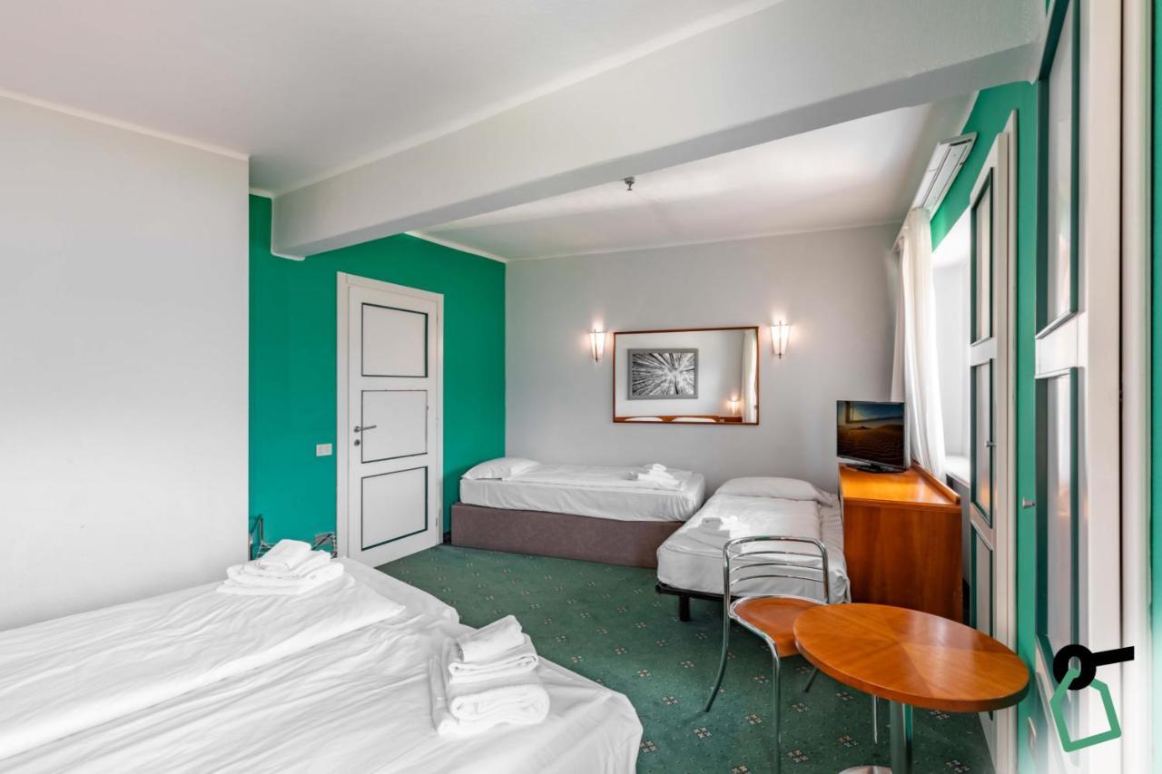 Hotiday Room Collection - Sauze Torre Oulx Екстериор снимка