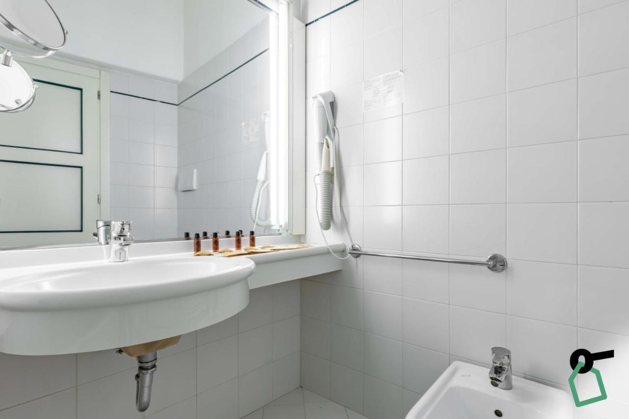 Hotiday Room Collection - Sauze Torre Oulx Екстериор снимка
