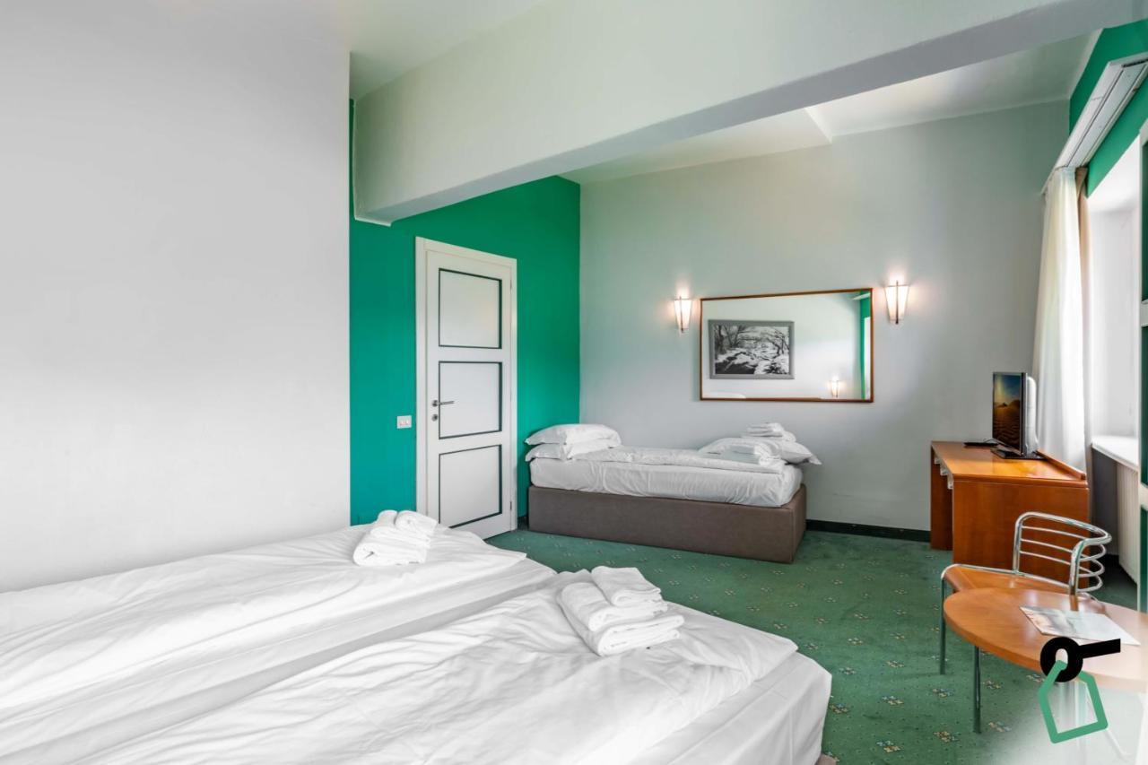 Hotiday Room Collection - Sauze Torre Oulx Екстериор снимка